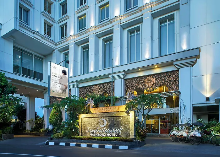 Jambuluwuk Malioboro Hotel Yogyakarta
